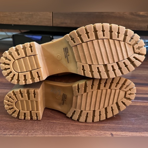 BOUTIQUE Brown Heeled Winter Boots Faux fur Lined Size 10 - Picture 9 of 12